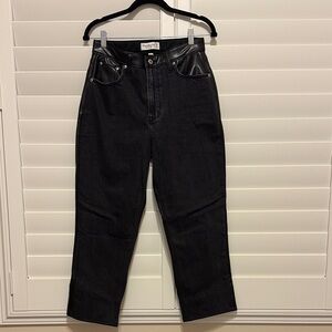 Abercrombie & Fitch Women’s Black Denim Curve Love High Rise Ankle Straight